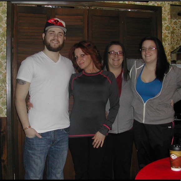 Meet your Posher, Lori - Picture 7 of 7